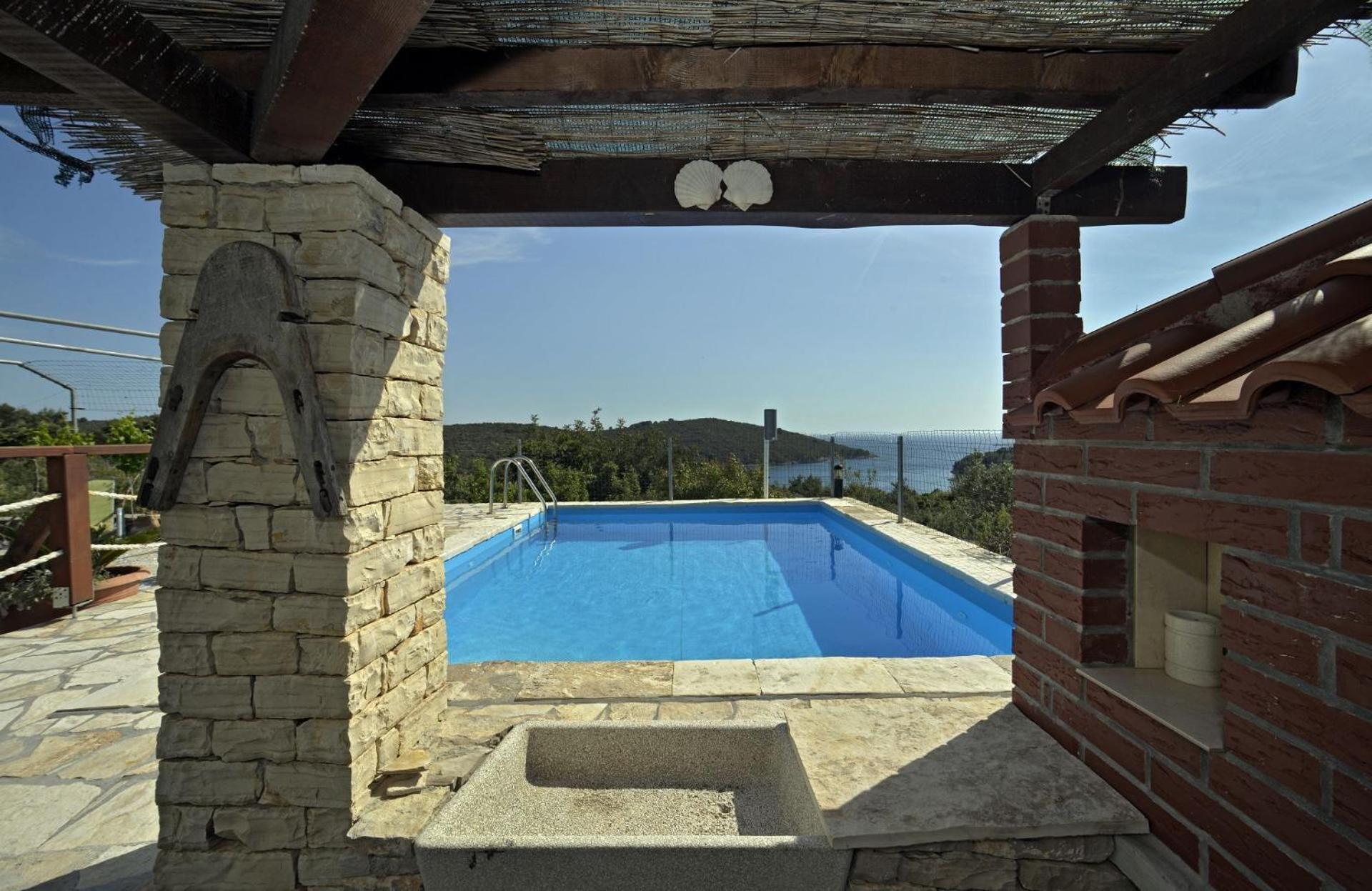 Apartma Toni *